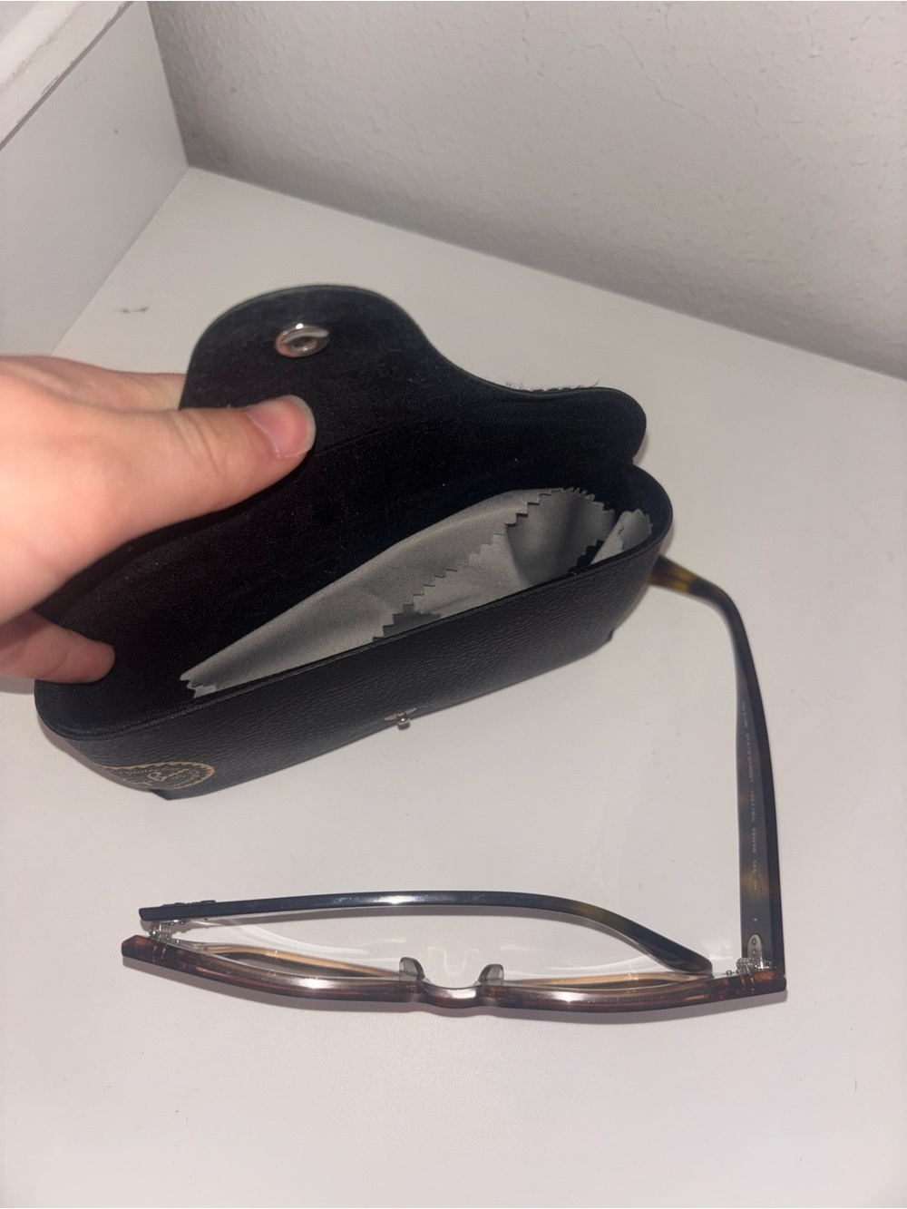 Ray-Ban State Street Sunglasses - Polished Havana Tortoiseshell with Dark Lenses - Picture 3 of 6